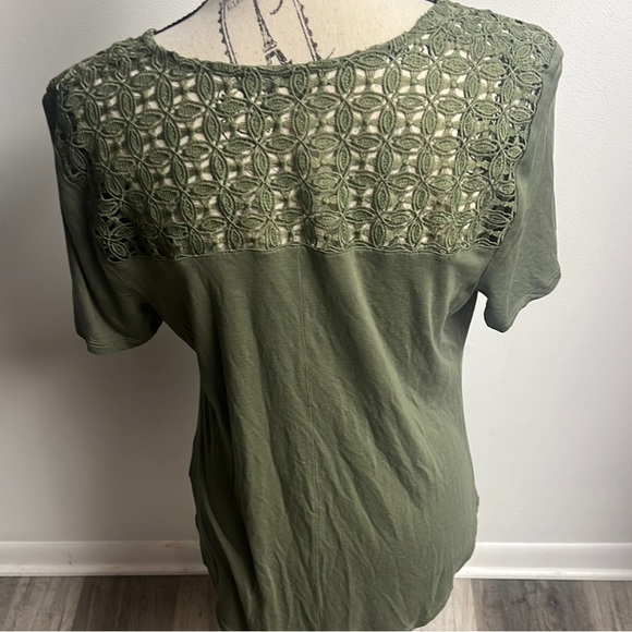 Olive Green Short Sleeve Blouse - Picture 2 of 13